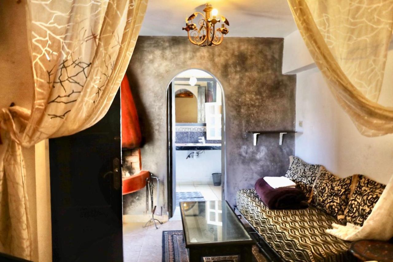Essaouira Youth Hostel & Social Travel Bagian luar foto