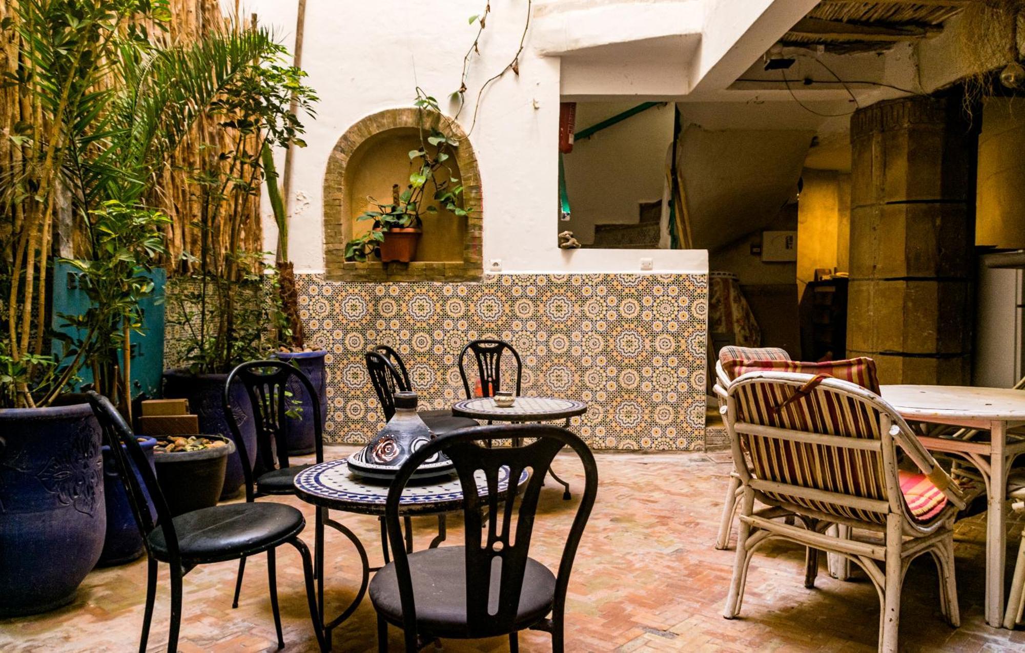 Essaouira Youth Hostel & Social Travel Bagian luar foto