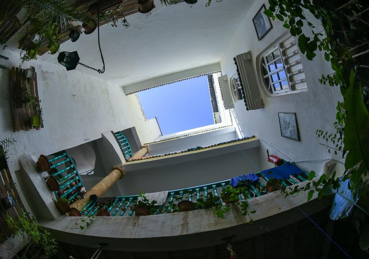 Essaouira Youth Hostel & Social Travel Bagian luar foto